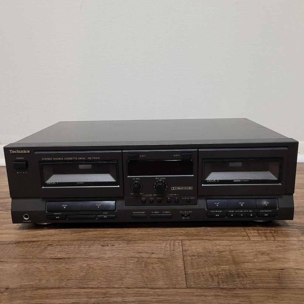 TECHNICS Stereo Double Cassette Deck RS-TR212
